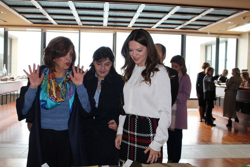 Le Bazar annuel de St Vincent de Paul Cornet Chehwan